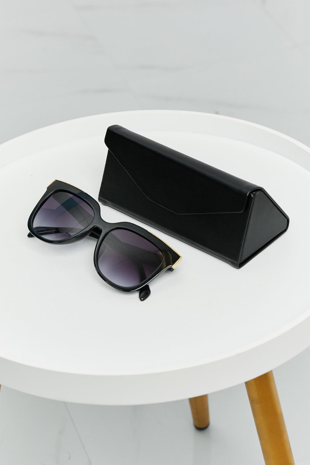 Tortoiseshell Rectangle Polycarbonate Sunglasses - nailedmoms