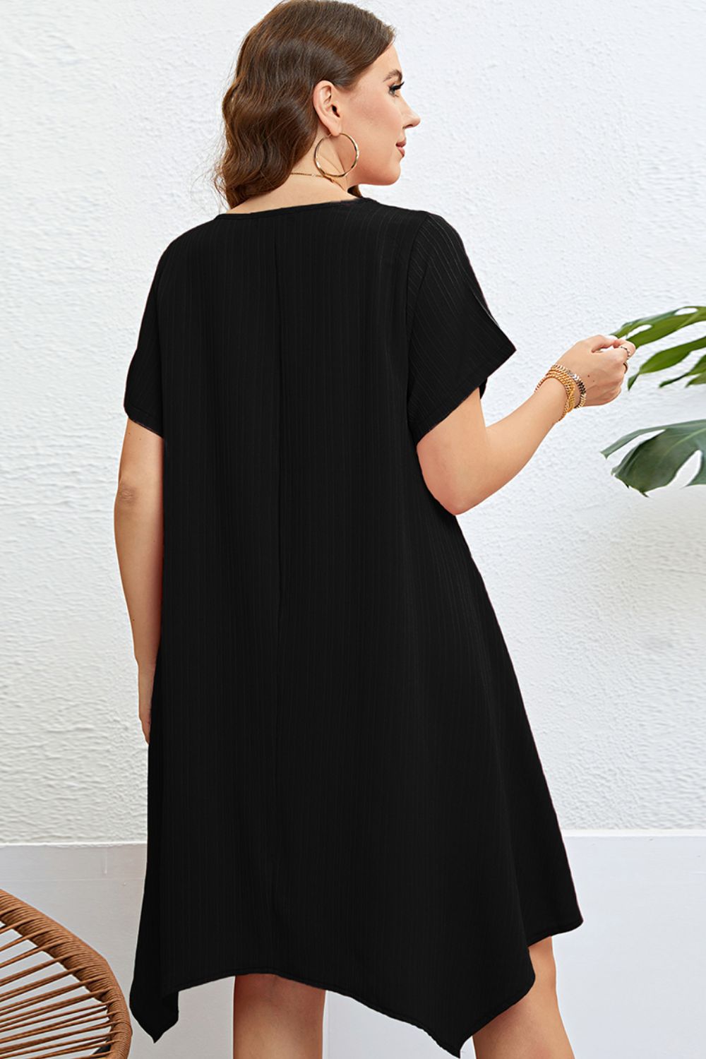 Plus Size Round Neck Handkerchief Hem Dress - nailedmoms