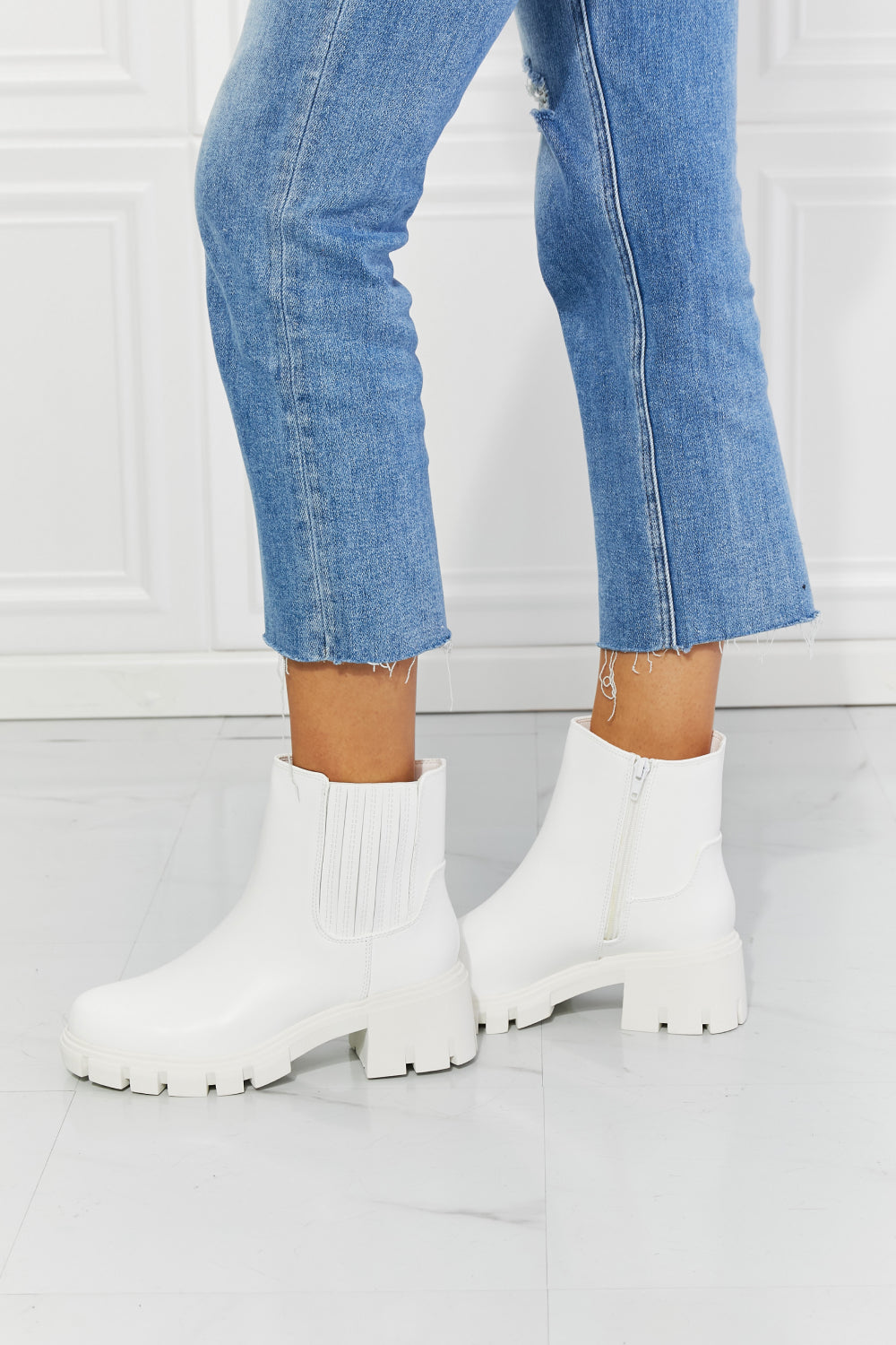 MMShoes What It Takes Lug Sole Chelsea Boots in White - nailedmoms