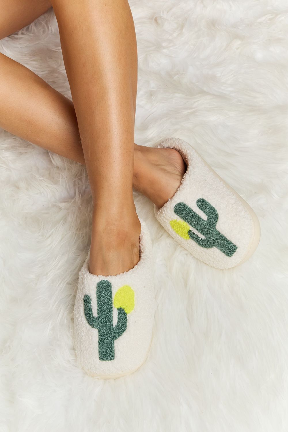 Melody Cactus Plush Slide Slippers - nailedmoms