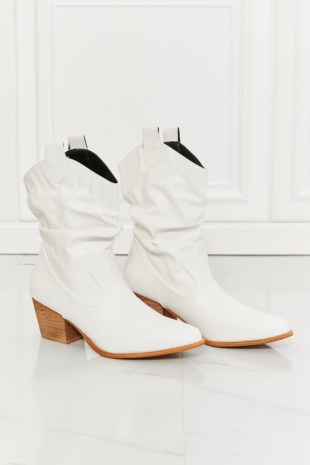 MMShoes Better in Texas Scrunch Cowboy Boots in White - nailedmoms