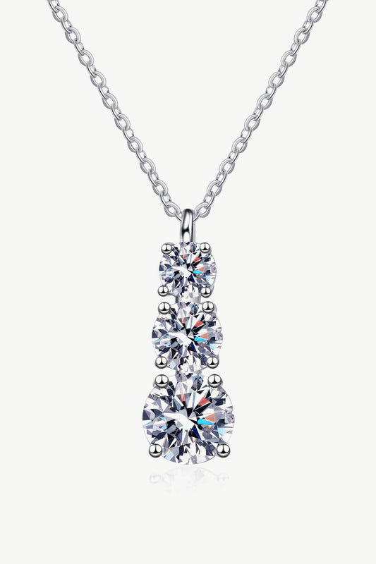 1.8 Carat Moissanite Triple-Pendant Necklace - nailedmoms