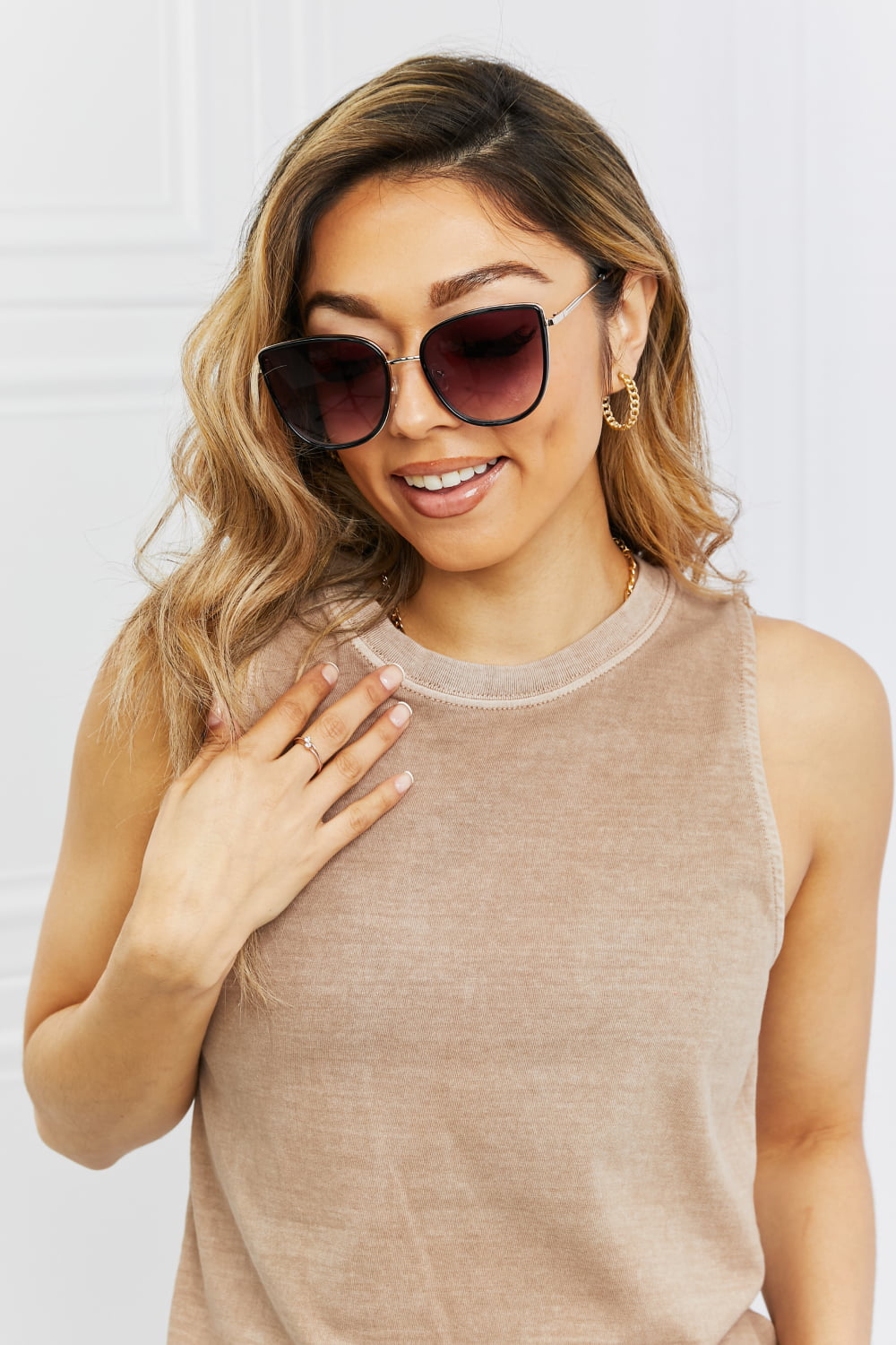 Full Rim Metal-Plastic Hybrid Frame Sunglasses - nailedmoms