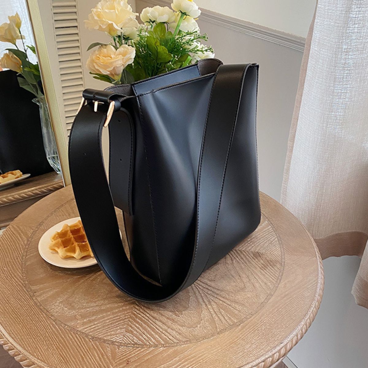 PU Leather Tote Bag - nailedmoms