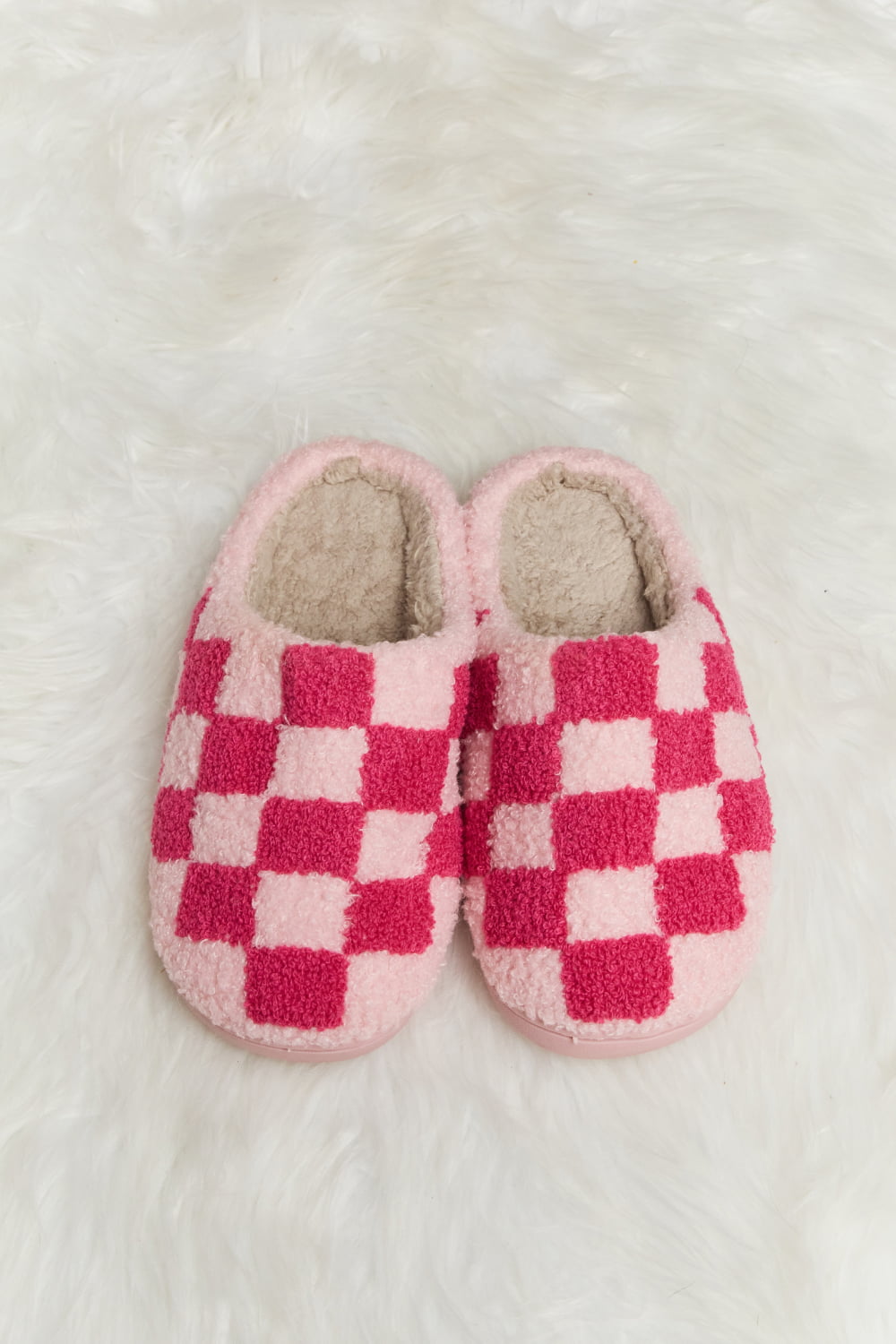 Melody Checkered Print Plush Slide Slippers - nailedmoms