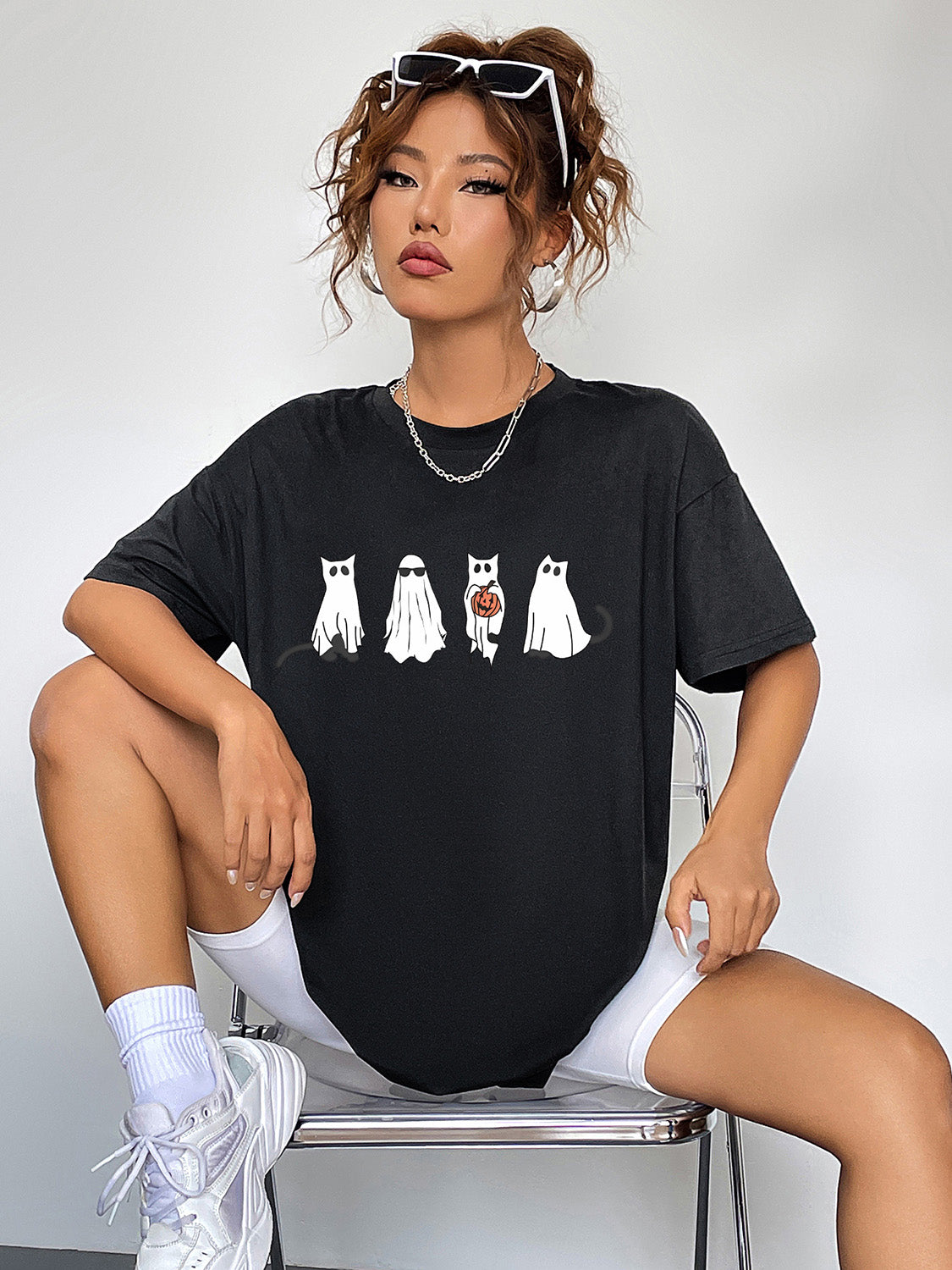 Round Neck Short Sleeve Ghost Graphic T-Shirt - nailedmoms
