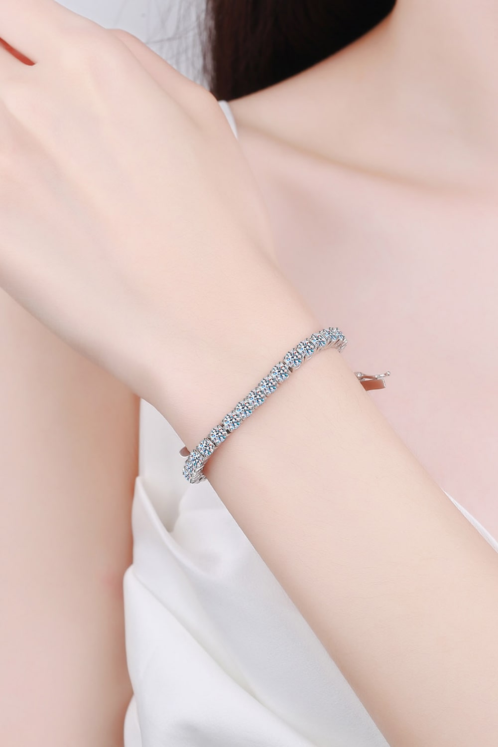 Moissanite Bracelet - nailedmoms