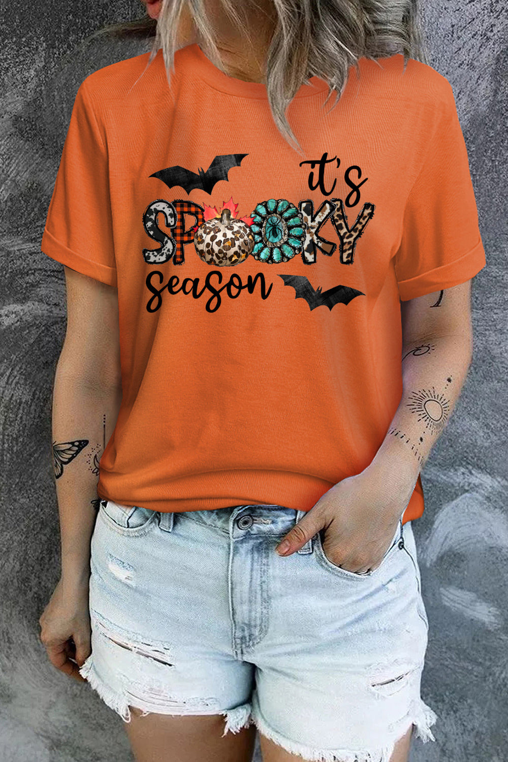 Round Neck Short Sleeve IT'S SPOOKY SEASON Graphic T-Shirt - nailedmoms