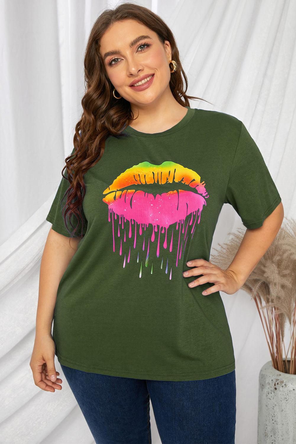 Plus Size Lip Graphic Tee Shirt - nailedmoms