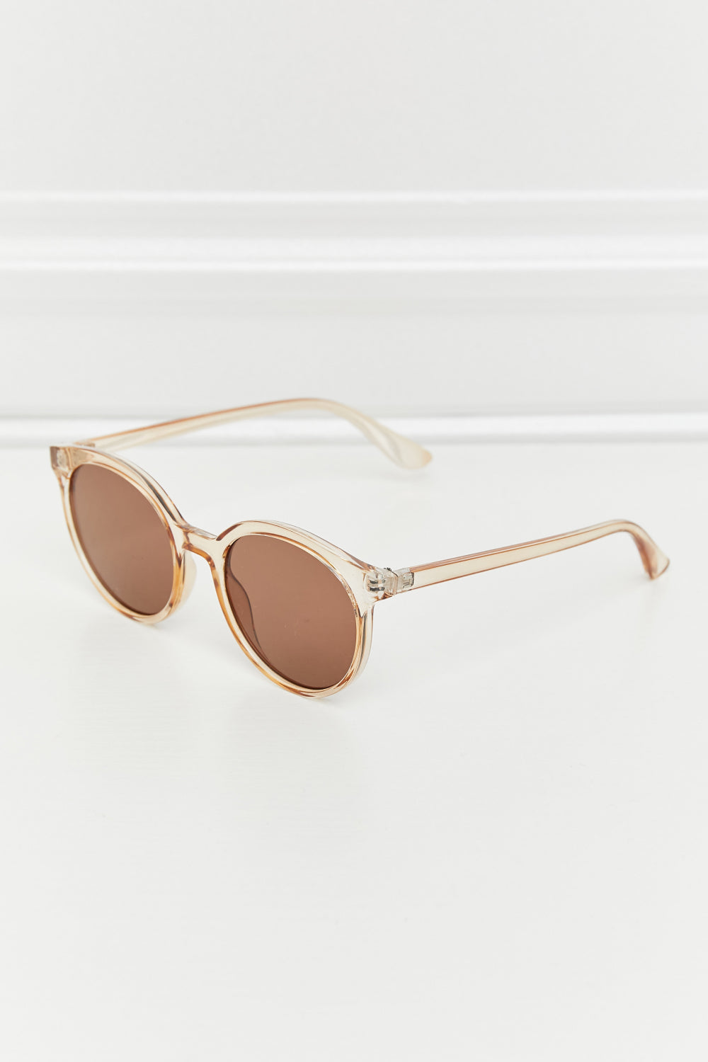 Round Full Rim Polycarbonate Frame Sunglasses - nailedmoms