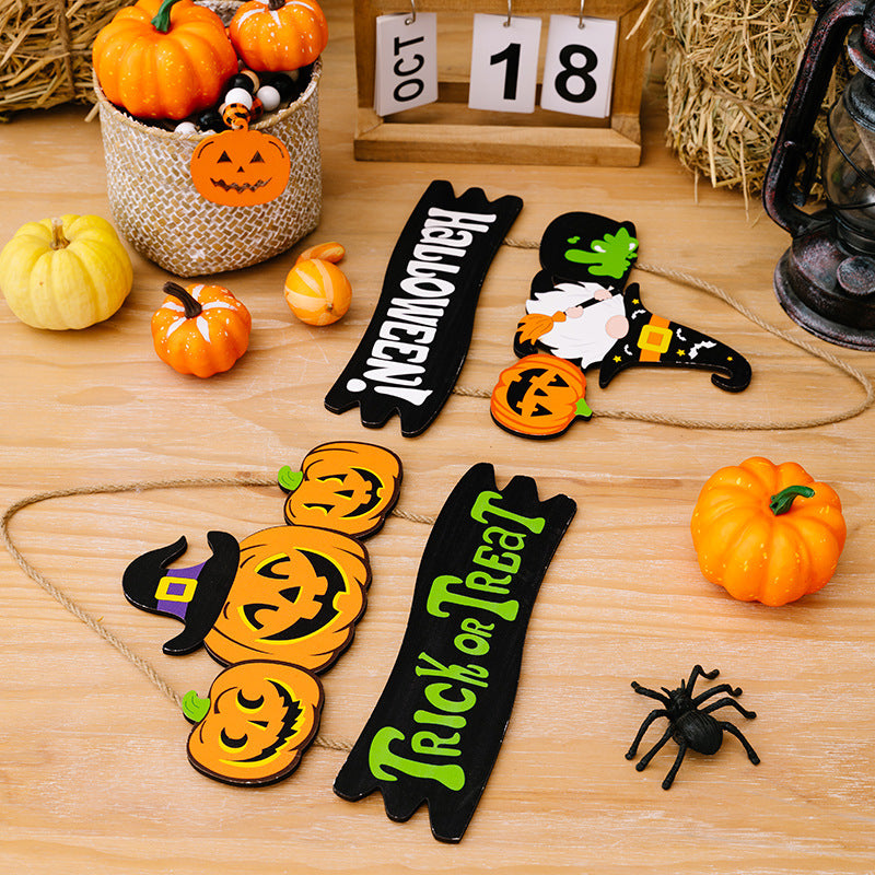 HALLOWEEN TRICK OR TREAT Hanging Widget - nailedmoms