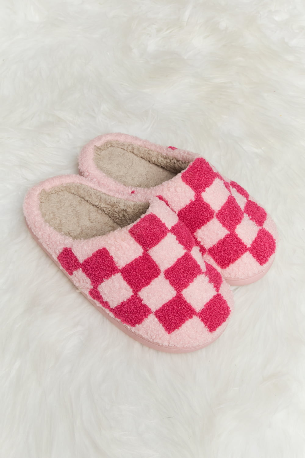 Melody Checkered Print Plush Slide Slippers - nailedmoms