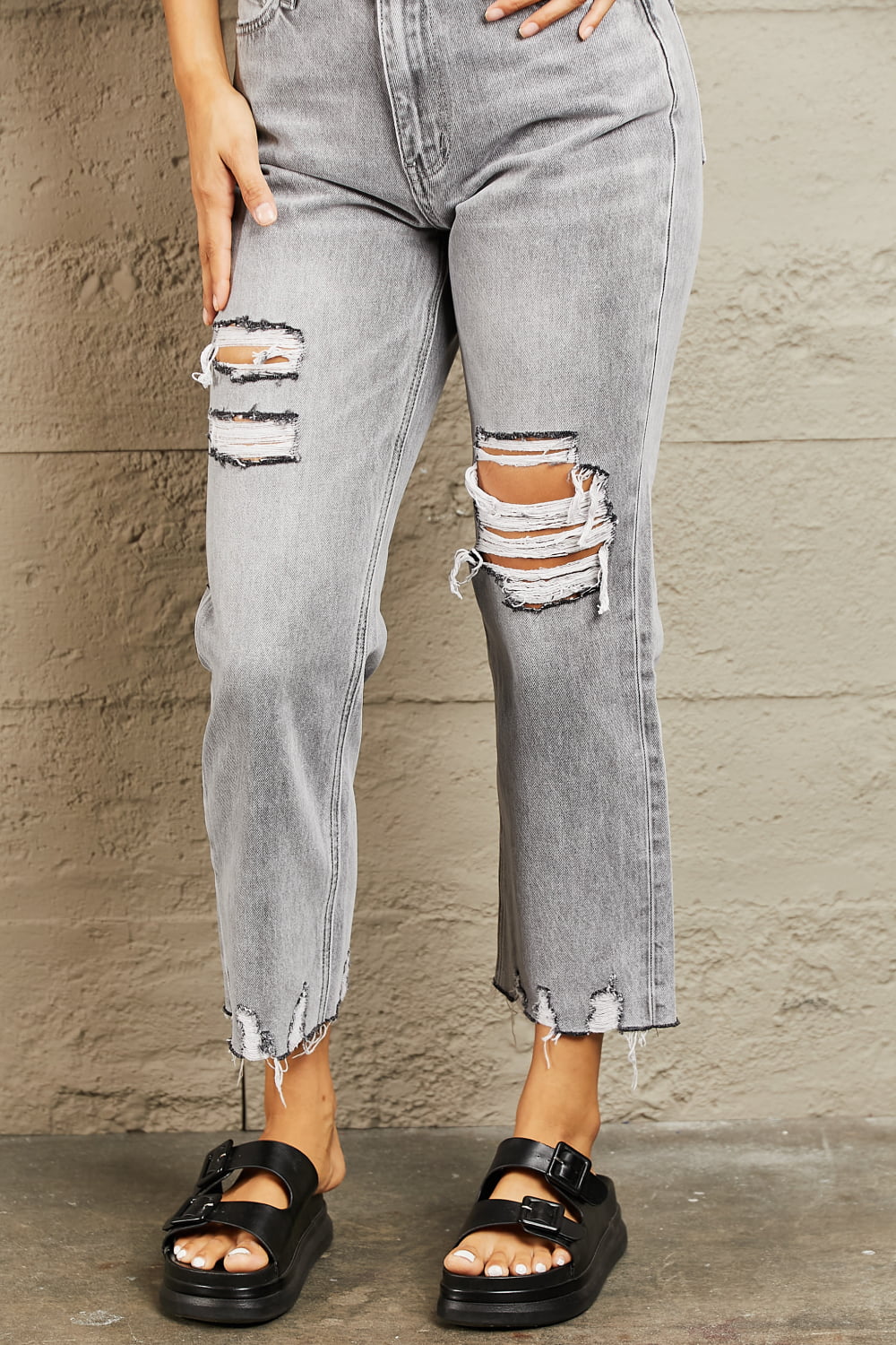 BAYEAS High Waisted Cropped Mom Jeans - nailedmoms