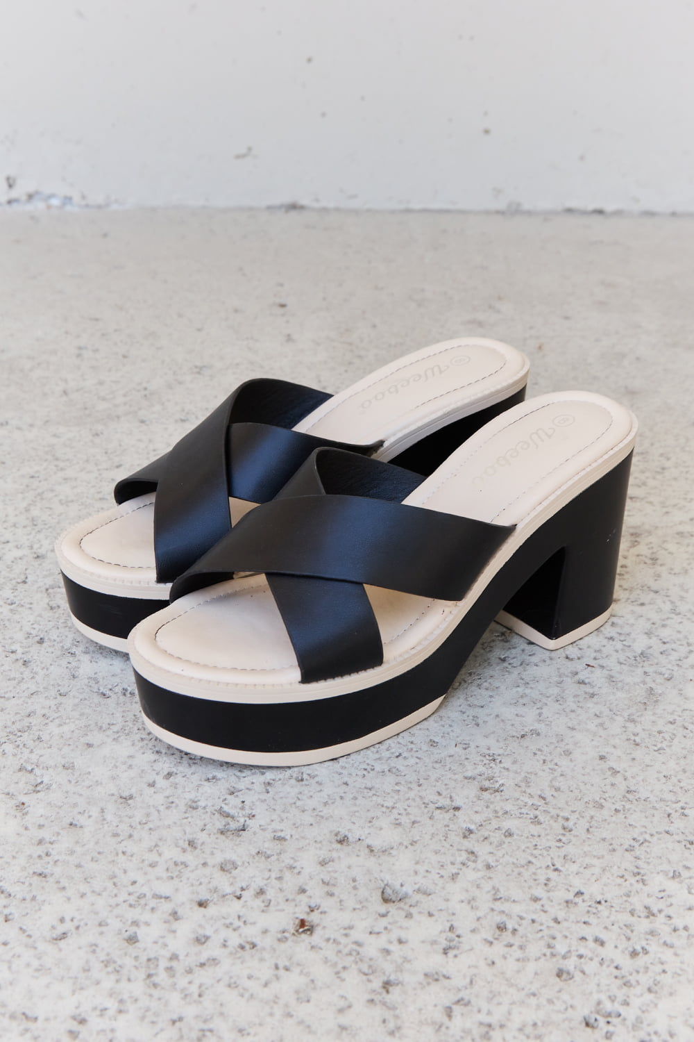 Weeboo Cherish The Moments Contrast Platform Sandals in Black - nailedmoms