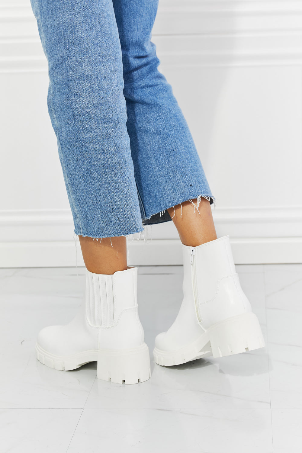 MMShoes What It Takes Lug Sole Chelsea Boots in White - nailedmoms