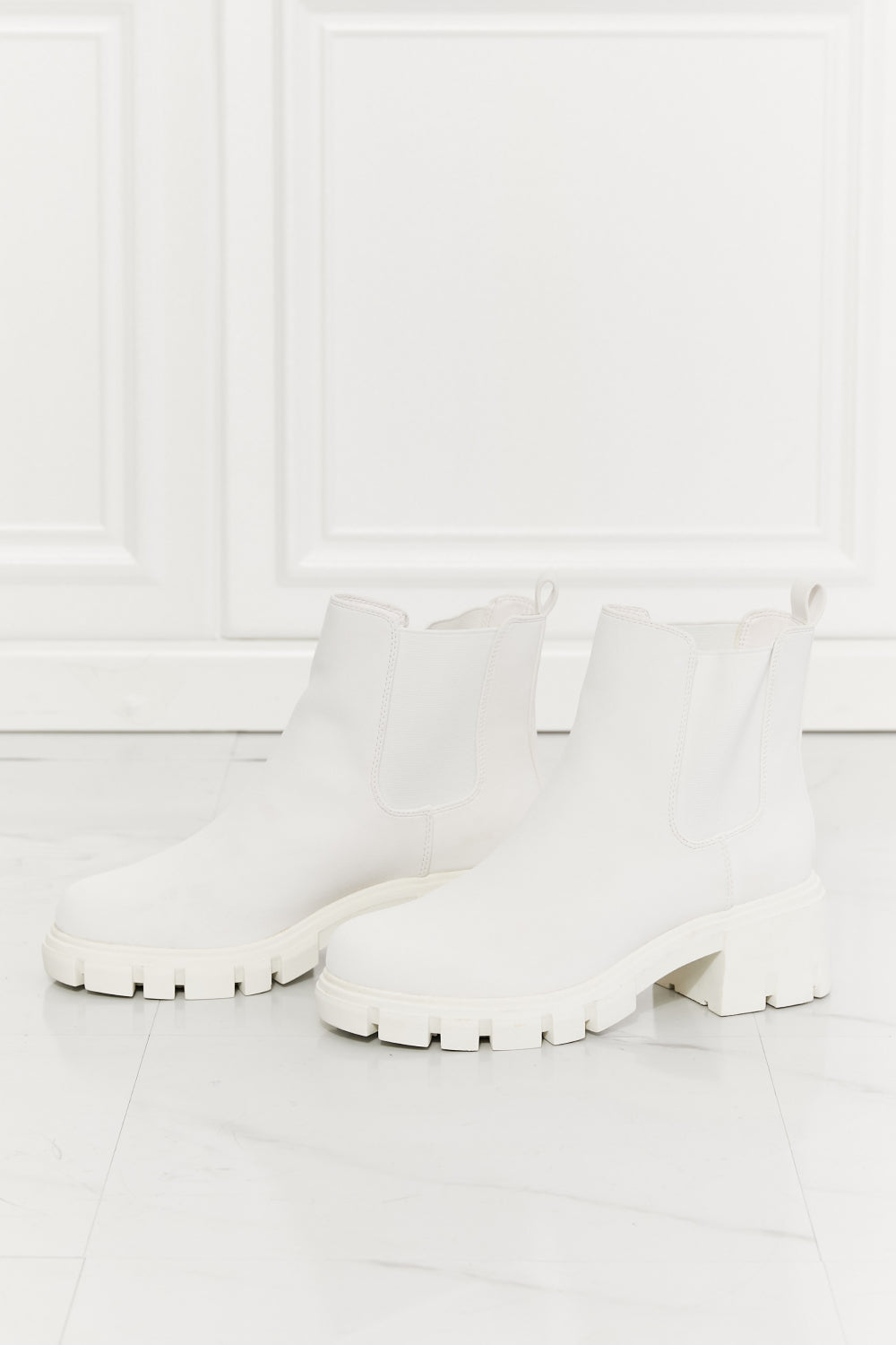 MMShoes Work For It Matte Lug Sole Chelsea Boots in White - nailedmoms
