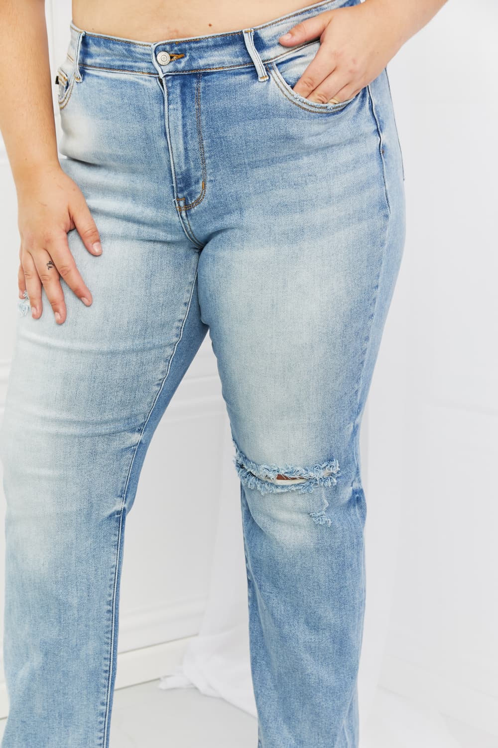 Judy Blue Natalie Full Size Distressed Straight Leg Jeans - nailedmoms
