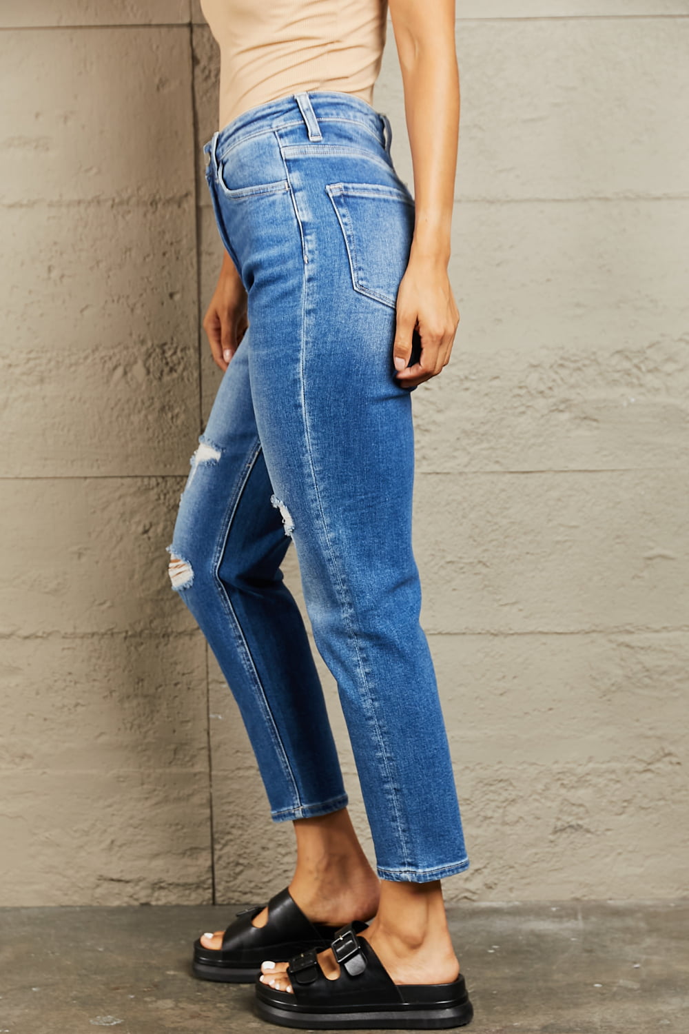 BAYEAS High Waisted Cropped Dad Jeans - nailedmoms